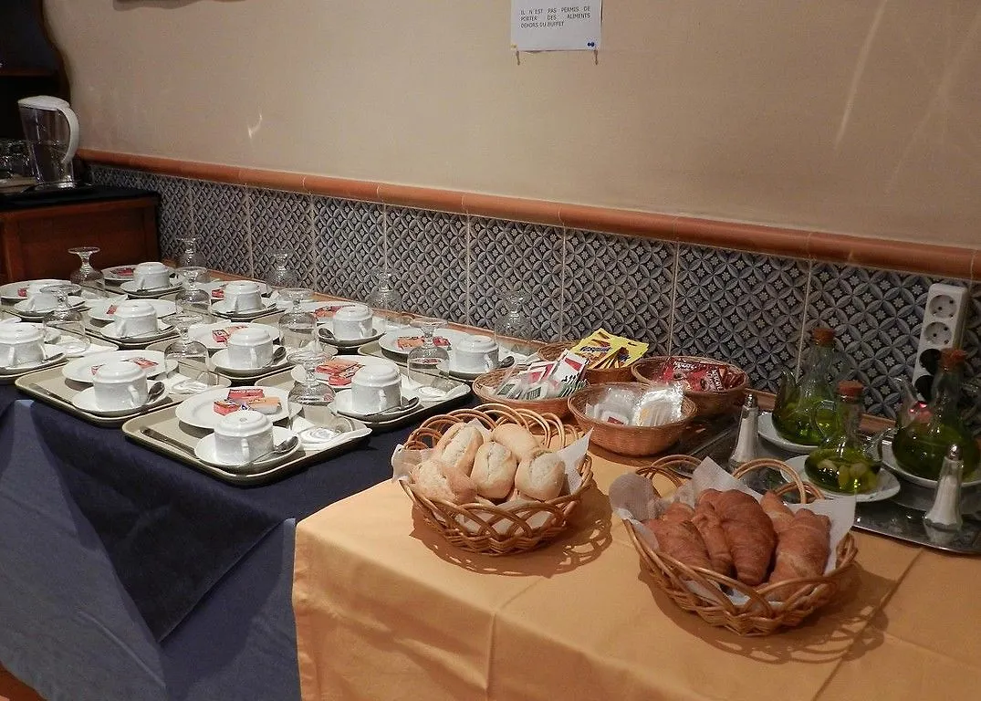 Hotel Zeus Malaga 2*,